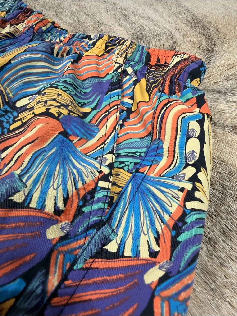 Patagonia Women’s Baggies Shorts 5” Abstract Tropical Print Size Small - Picture 7 of 11